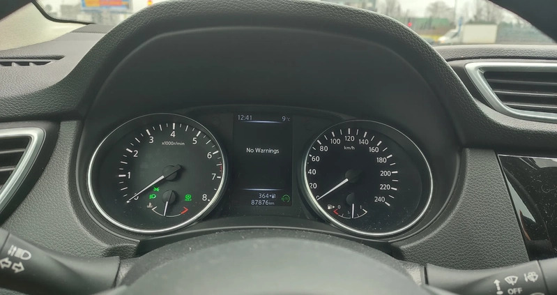 Nissan Qashqai cena 53500 przebieg: 89000, rok produkcji 2017 z Warszawa małe 67